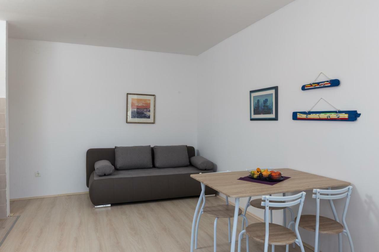 Apartman Rokolj 챠브타트 외부 사진